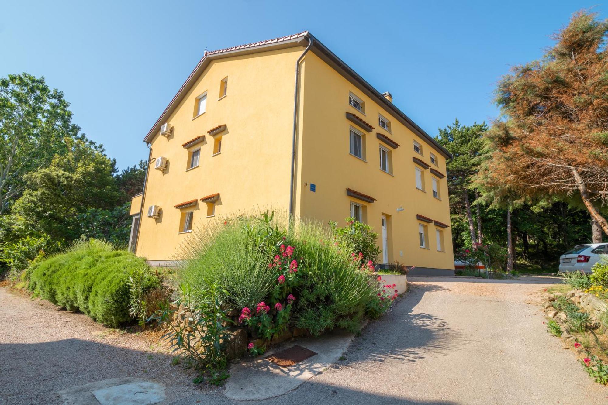 Apartments Gracia Башка Экстерьер фото